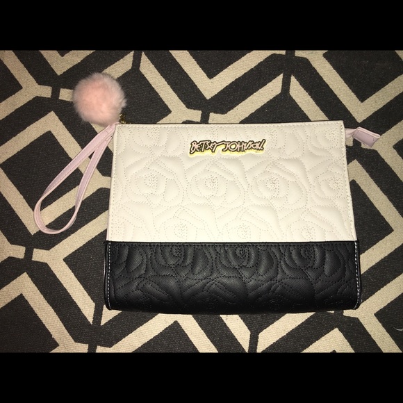 Betsy Johnson Clutch Purse - Picture 2 of 4